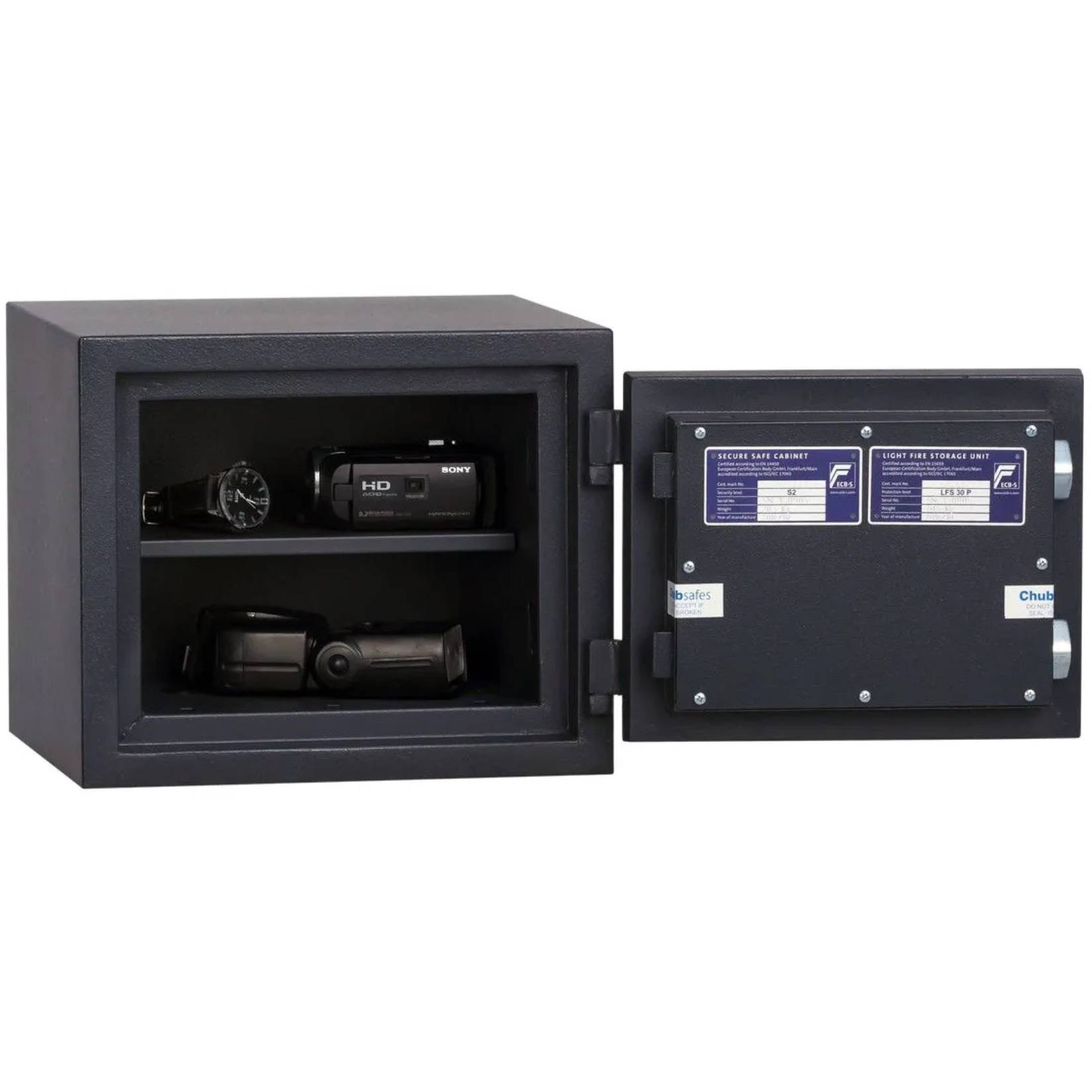 Przykład zastosowania sejfu domowego na pieniądze z zamkiem elektronicznym Chubbsafe Homesafe 10