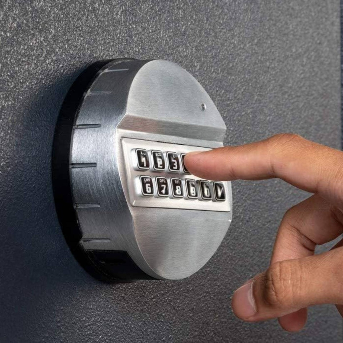 Zamek elektroniczny w sejfie Chubbsafes Homesafe 10