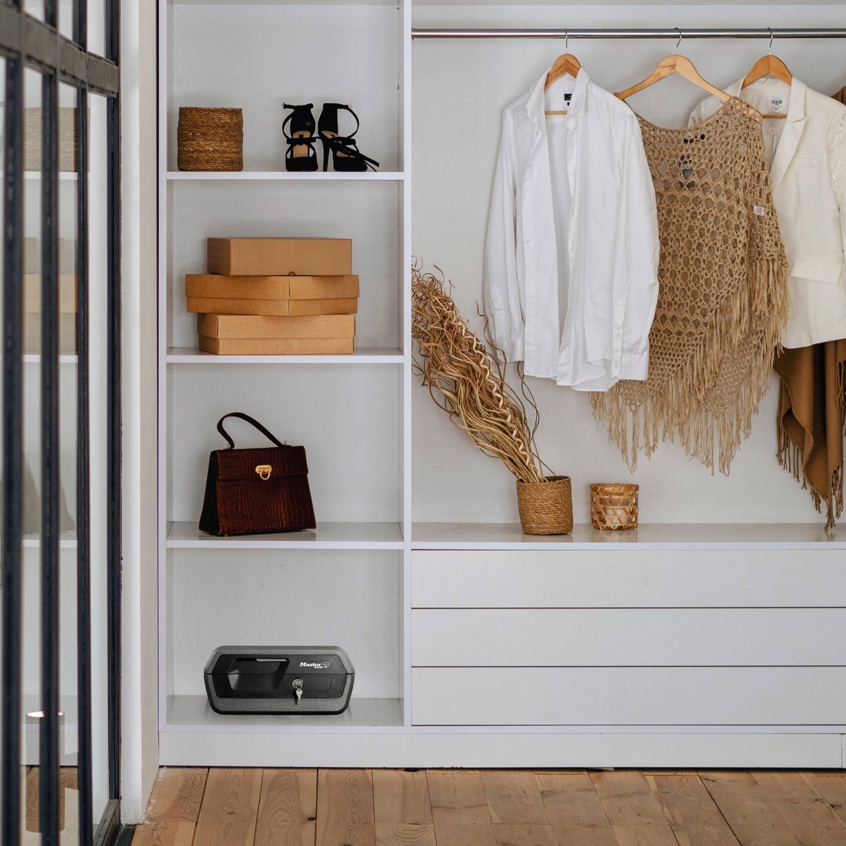 Przykład zastosowania kasetki na biżuterię MasterLock LCFW30100